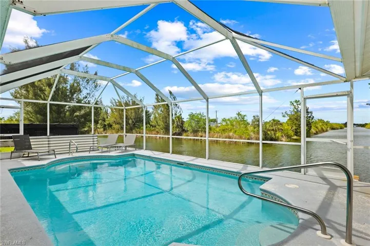 519 Ne 19th Ter, Cape Coral, Florida 33909