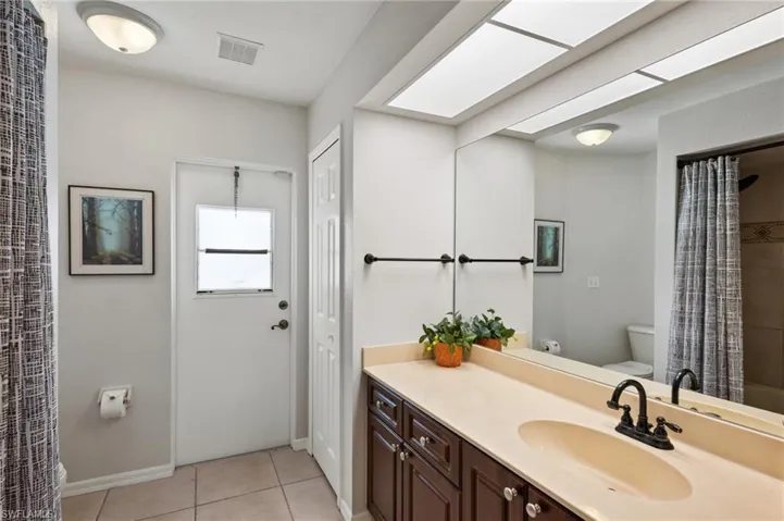 519 Ne 19th Ter, Cape Coral, Florida 33909