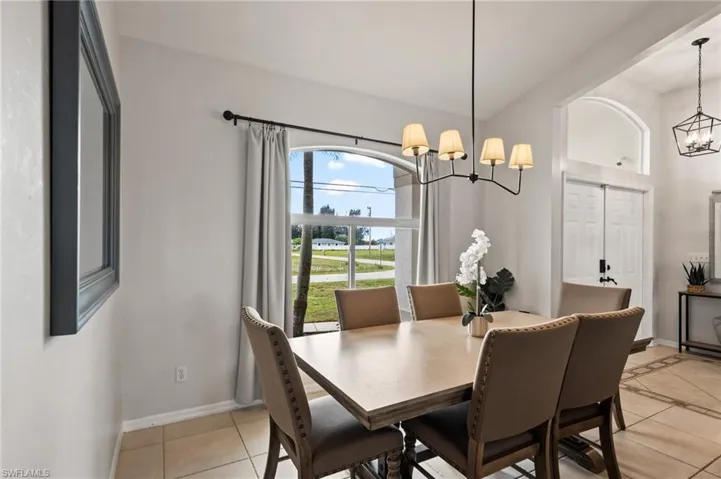 519 Ne 19th Ter, Cape Coral, Florida 33909