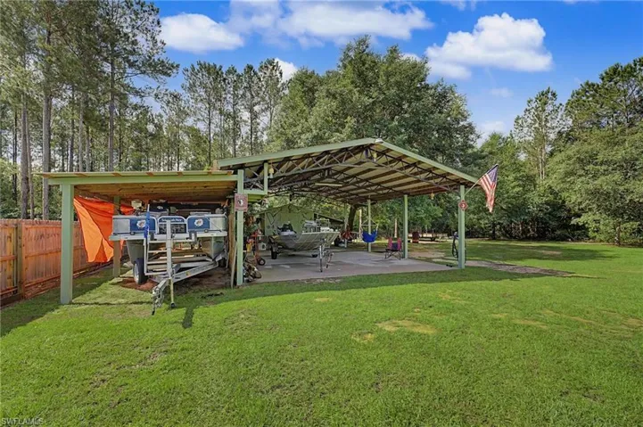 9915 Nichols Lake Rd, Milton, Florida 32583
