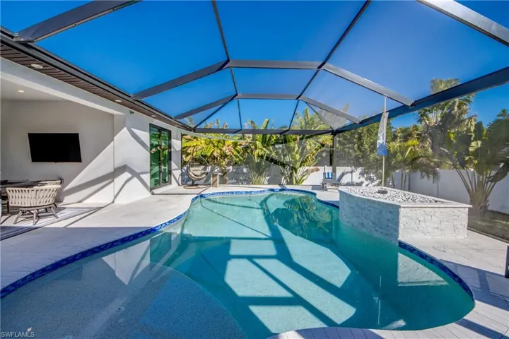 4345 Sw 25th Ct, Cape Coral, Florida 33914