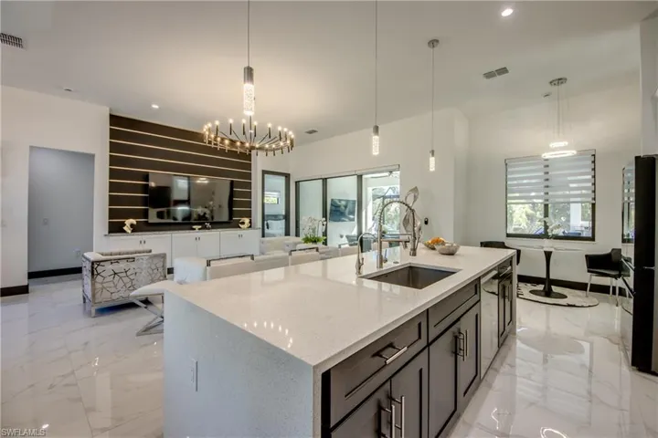 4345 Sw 25th Ct, Cape Coral, Florida 33914