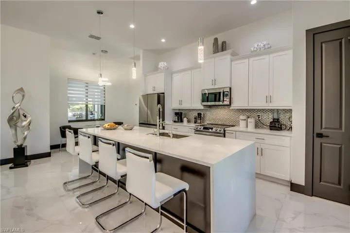 4345 Sw 25th Ct, Cape Coral, Florida 33914