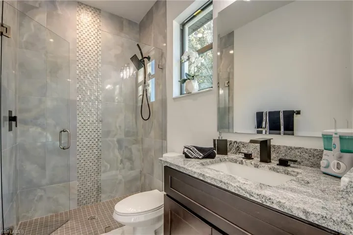 4345 Sw 25th Ct, Cape Coral, Florida 33914