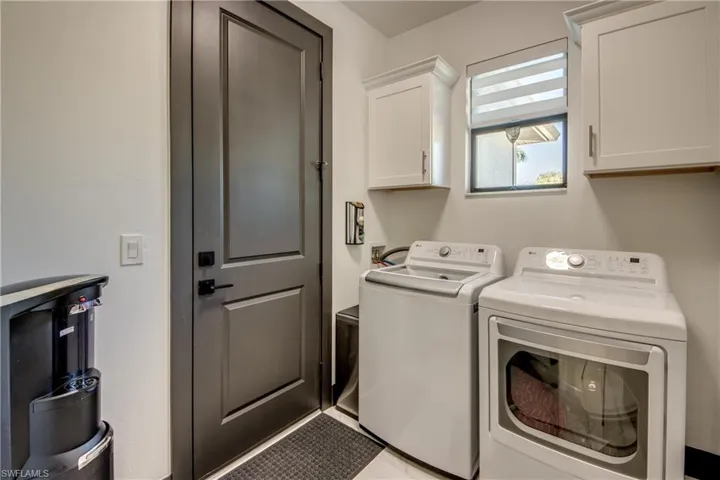 4345 Sw 25th Ct, Cape Coral, Florida 33914
