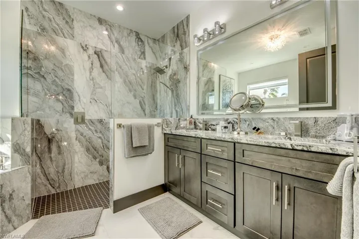 4345 Sw 25th Ct, Cape Coral, Florida 33914