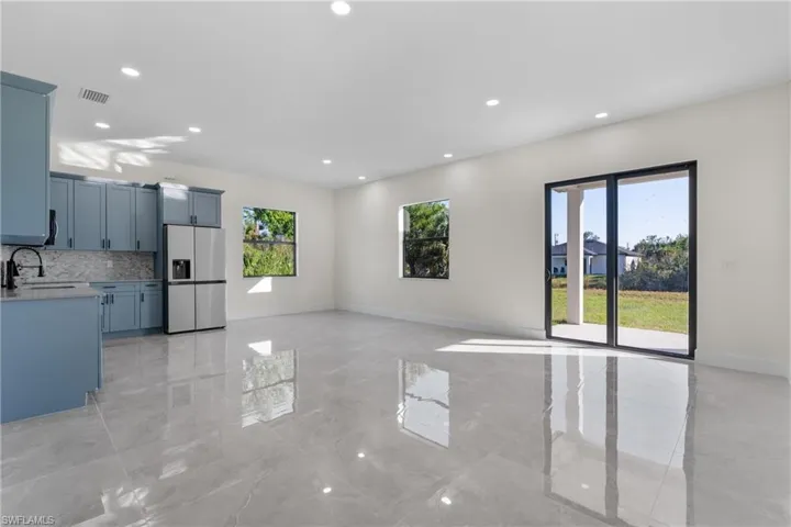 1134 Cumming St E, Lehigh Acres, Florida 33974
