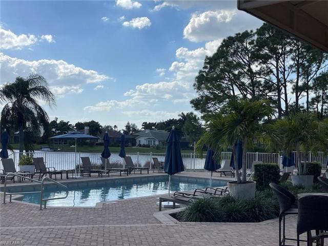 Community Pool overlooking the Lake