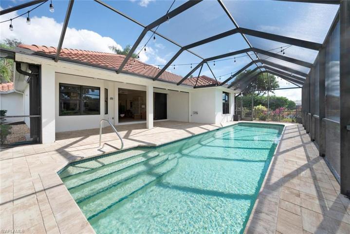 Lap style salt water pool