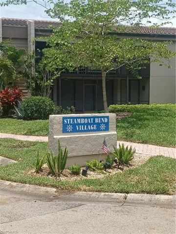 4100 Steamboat Bend E 401, Fort Myers, Florida 33919