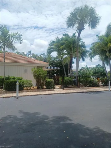4100 Steamboat Bend E 401, Fort Myers, Florida 33919
