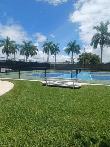 4100 Steamboat Bend E 401, Fort Myers, Florida 33919