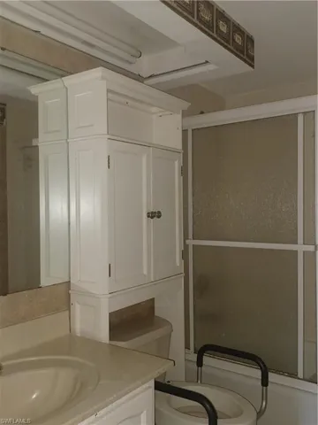 4100 Steamboat Bend E 401, Fort Myers, Florida 33919