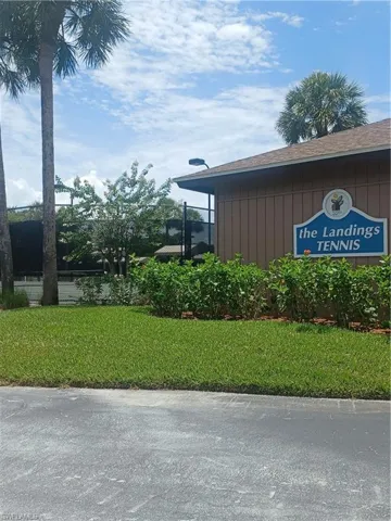 4100 Steamboat Bend E 401, Fort Myers, Florida 33919