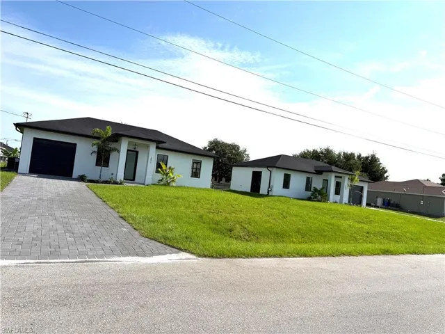 351  Pomona  ST, Lehigh Acres, FL 33974