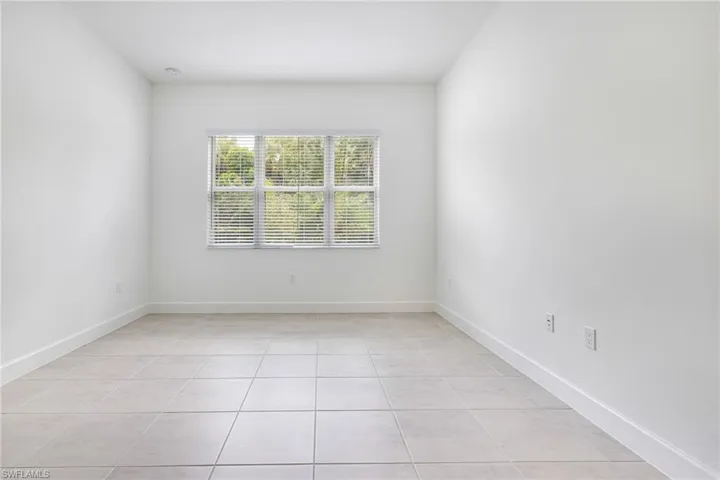 12448 Violet Ln, Naples, Florida 34120