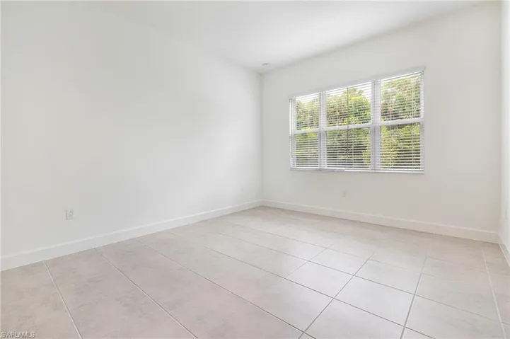 12448 Violet Ln, Naples, Florida 34120