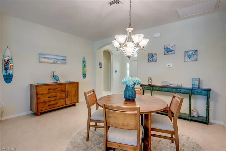 2647 Maraval Ct, Cape Coral, Florida 33991
