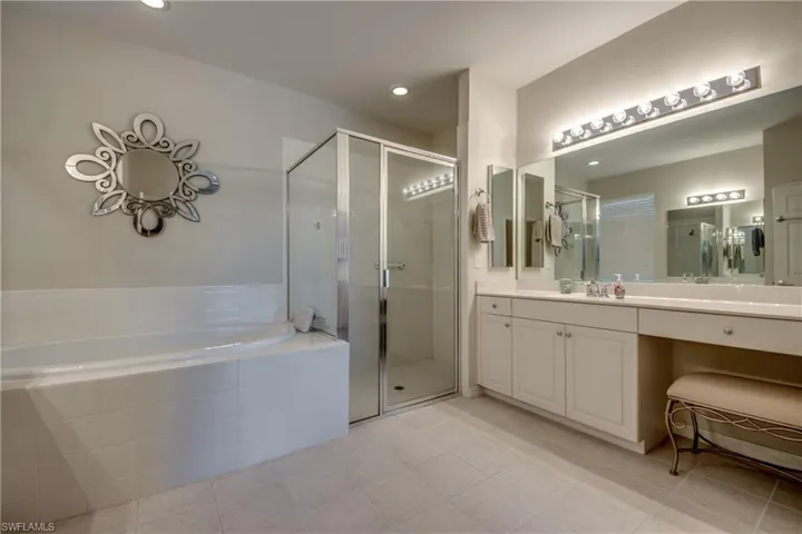 2647 Maraval Ct, Cape Coral, Florida 33991