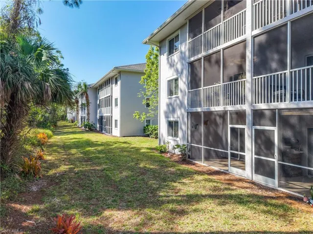 7819 Regal Heron Cir # 8, Naples Fl 34104