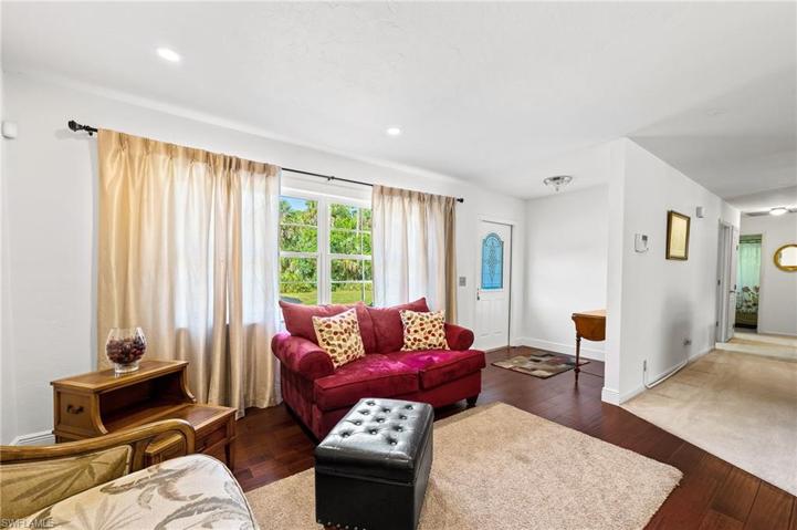 Front room or Formal Dining room