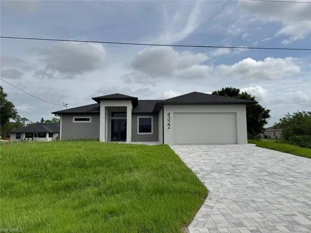 4322 10th St W, Lehigh Acres, Florida 33971
