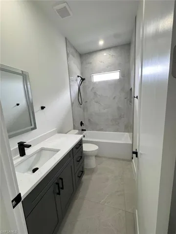 4322 10th St W, Lehigh Acres, Florida 33971