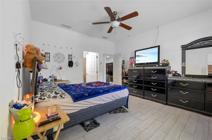 1015  Hamilton  ST, Immokalee, FL 34142