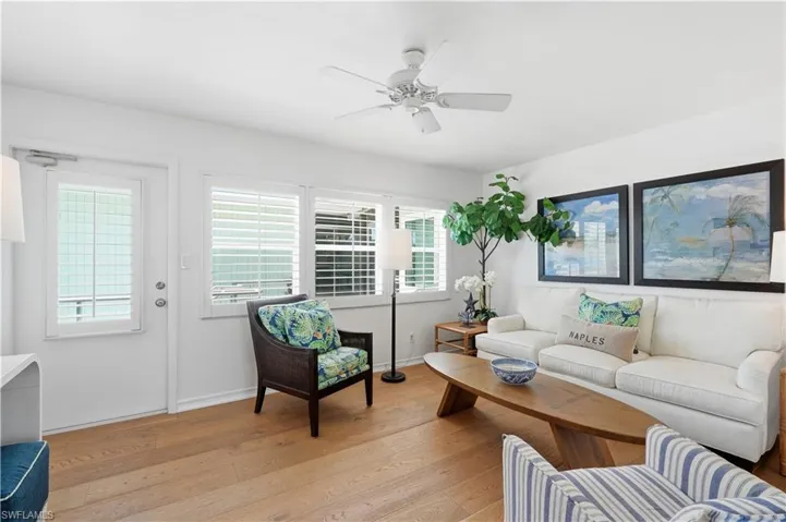 285 8th Ave S 285, Naples, Florida 34102