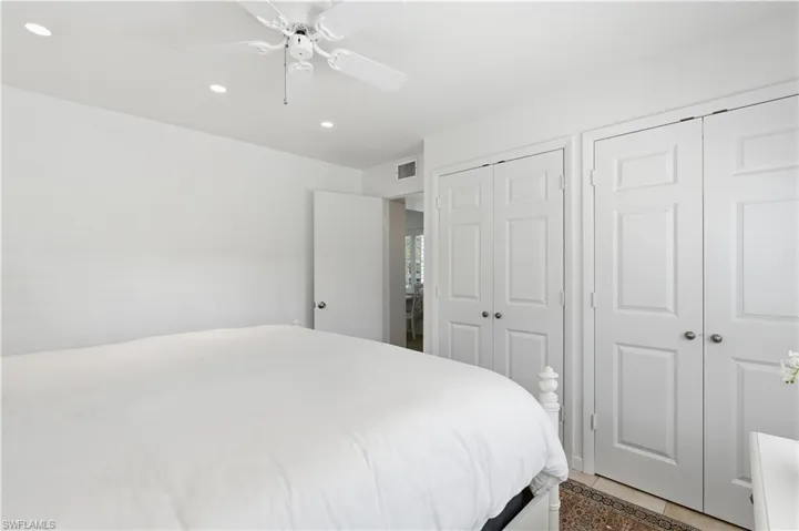 285 8th Ave S 285, Naples, Florida 34102