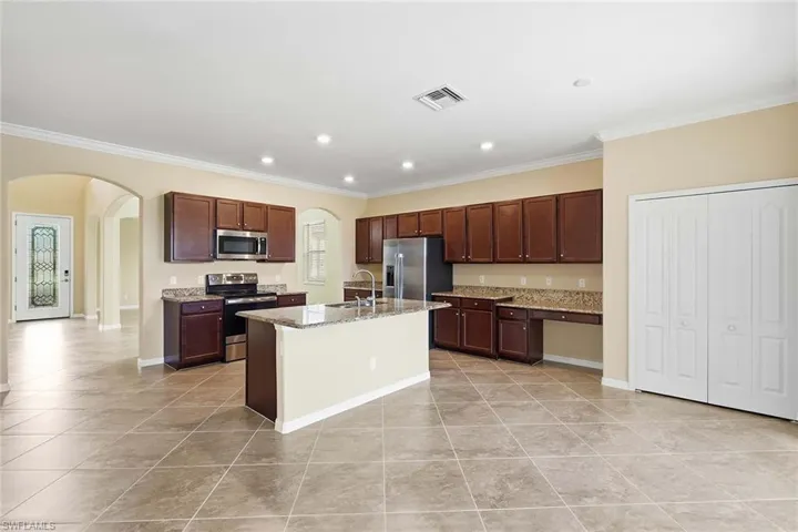 4381 Madagascar Palm Way, Naples, Florida 34119