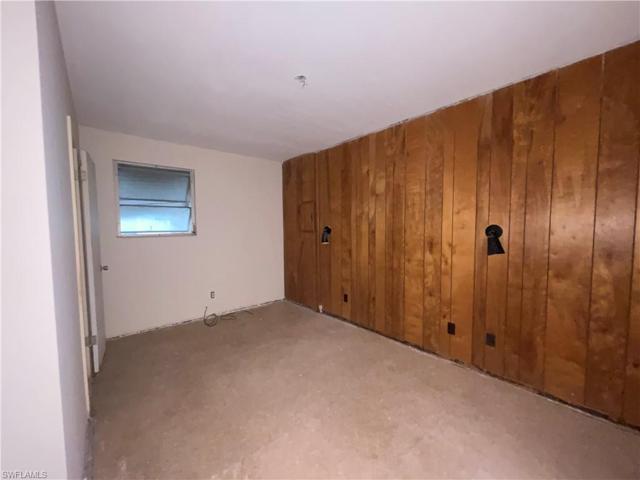 1107  Patterson  RD, CAPE CORAL, FL 33909