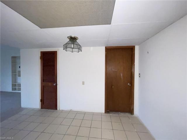 1107  Patterson  RD, CAPE CORAL, FL 33909