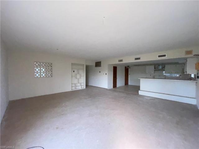 1107  Patterson  RD, CAPE CORAL, FL 33909