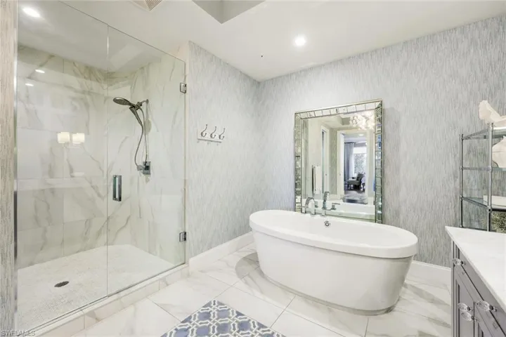 Ensuite bathroom with all of the modern luxuries.