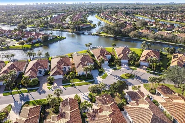 3989  Isla Ciudad  CT, Naples, FL 34109