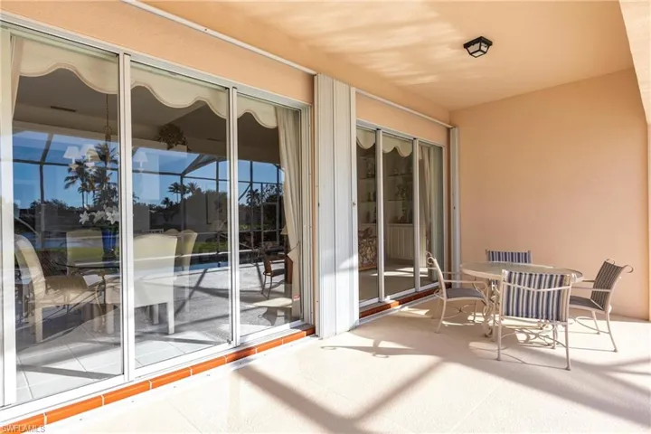 3989  Isla Ciudad  CT, Naples, FL 34109