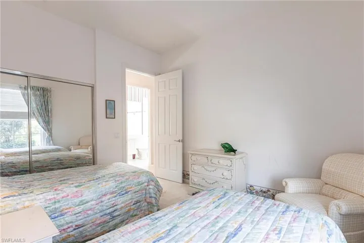 3989  Isla Ciudad  CT, Naples, FL 34109