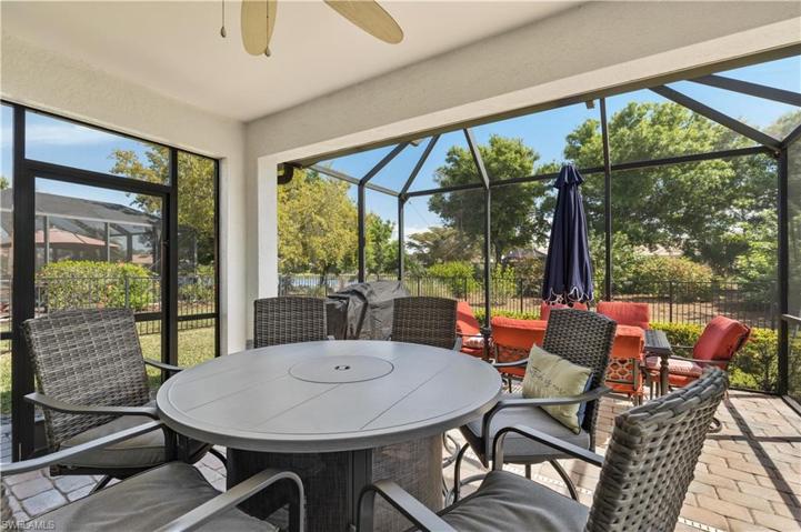 Screened Lanai under truss seating