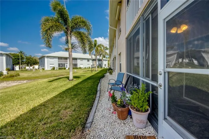 You can also sit outside in the back of your lanai to enjoy the beautiful Florida weather