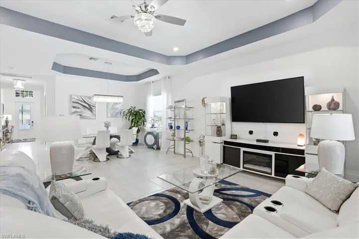 13665 Blue Bay Cir, Fort Myers, Florida 33913