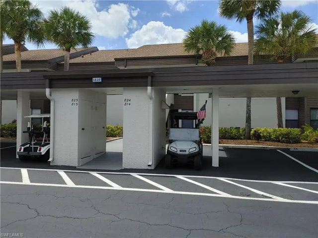 5830 Trailwinds Dr 814, Fort Myers, Florida 33907