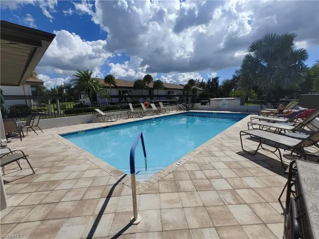 Community pool