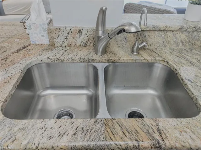 Kitchen sink