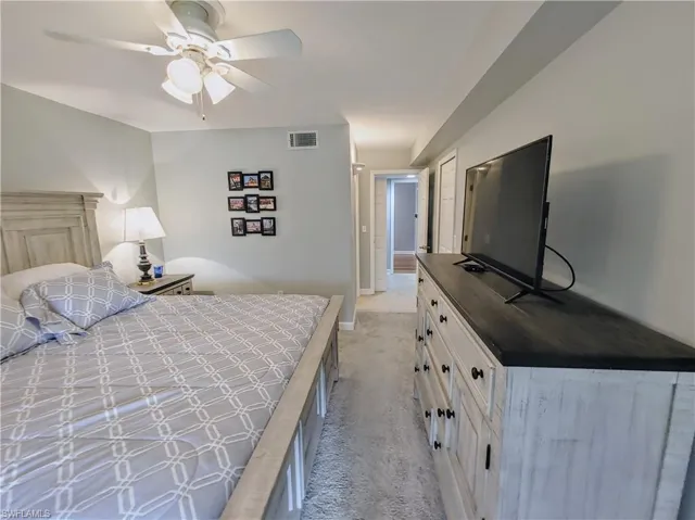 5830 Trailwinds Dr 814, Fort Myers, Florida 33907