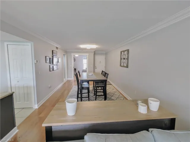 5830 Trailwinds Dr 814, Fort Myers, Florida 33907