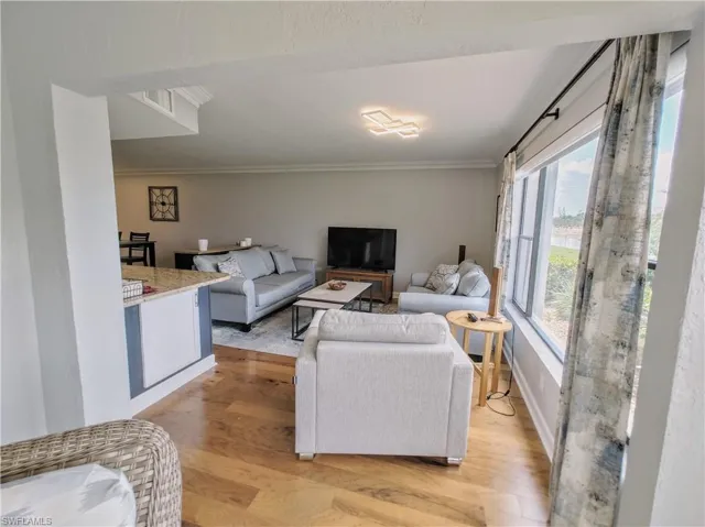 5830 Trailwinds Dr 814, Fort Myers, Florida 33907