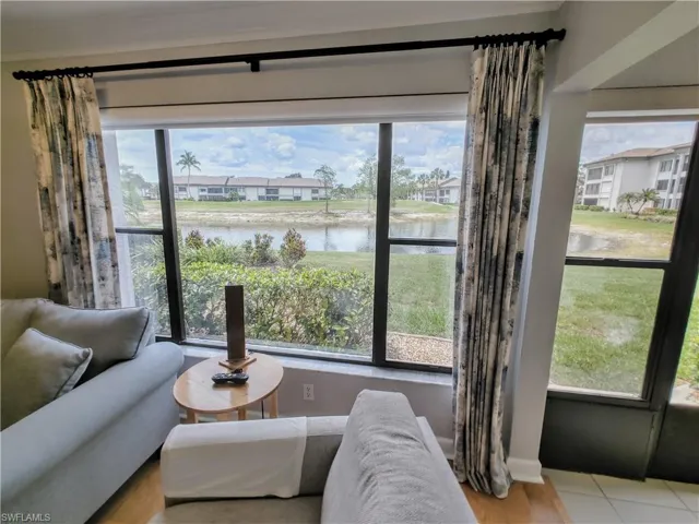 5830 Trailwinds Dr 814, Fort Myers, Florida 33907