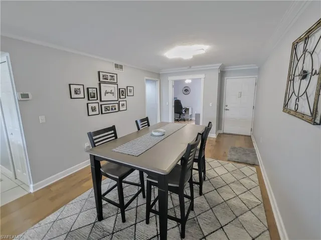 5830 Trailwinds Dr 814, Fort Myers, Florida 33907