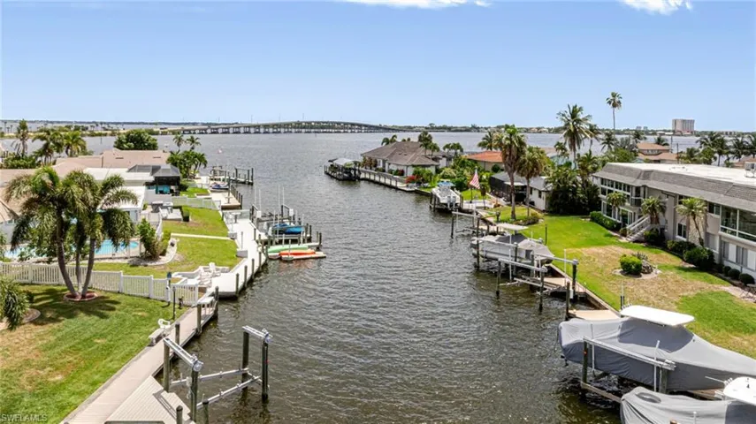 1671  Edith Esplanade  , Cape Coral, FL 33904